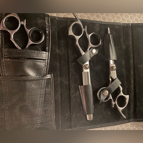 Shark Fin Shears Japanese Steel Professional 1 Monarch $600 1 texture $400 - Picture 6 of 6